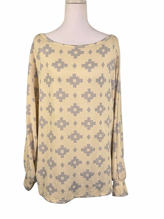 Sterling Kreek Tops - Sterling Kreek Cream Knit Top Batwing Sleeves & Gray Geometric Print Size L Boho